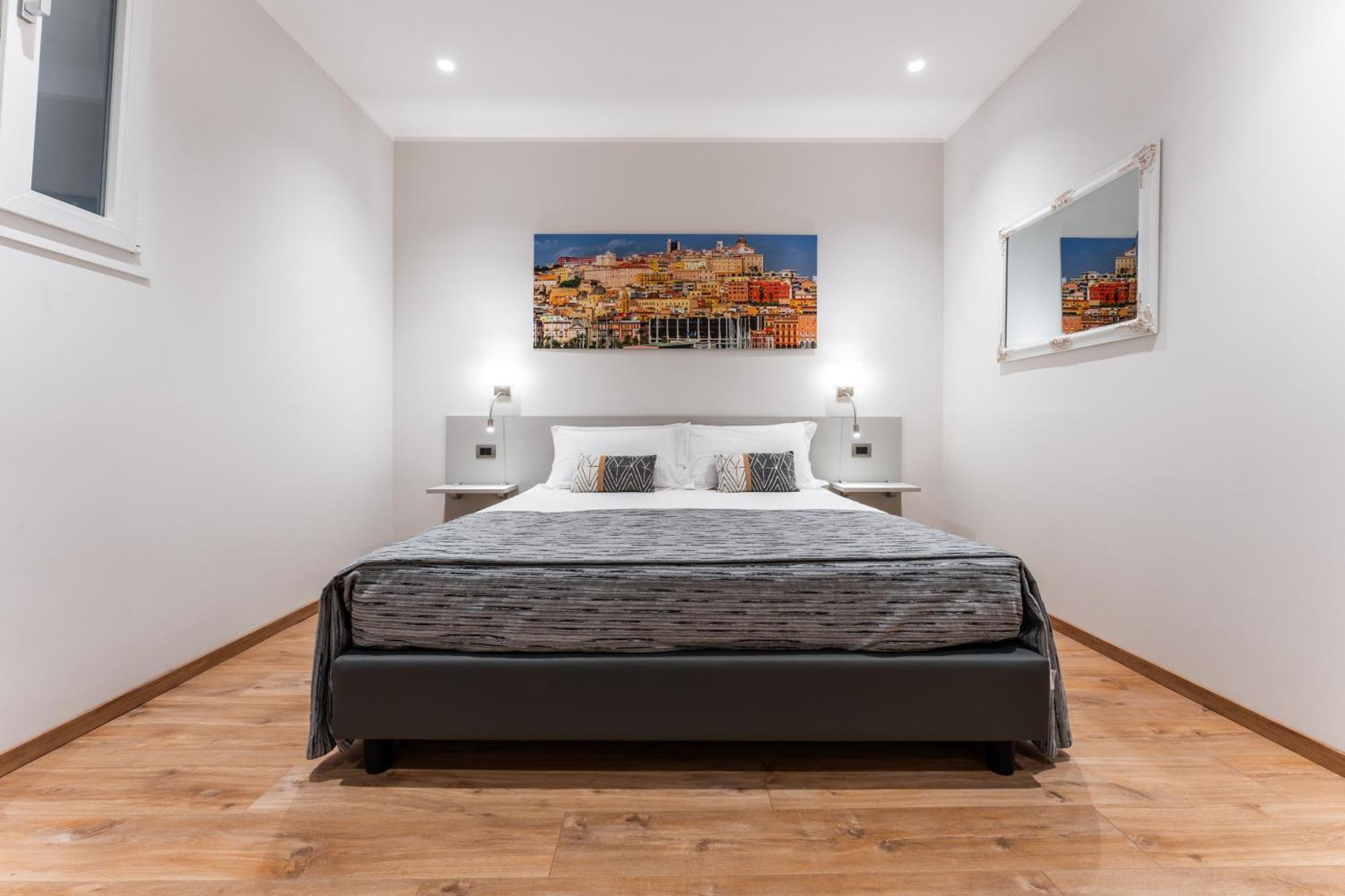 The Inga Rooms Marina Cagliari Exterior photo