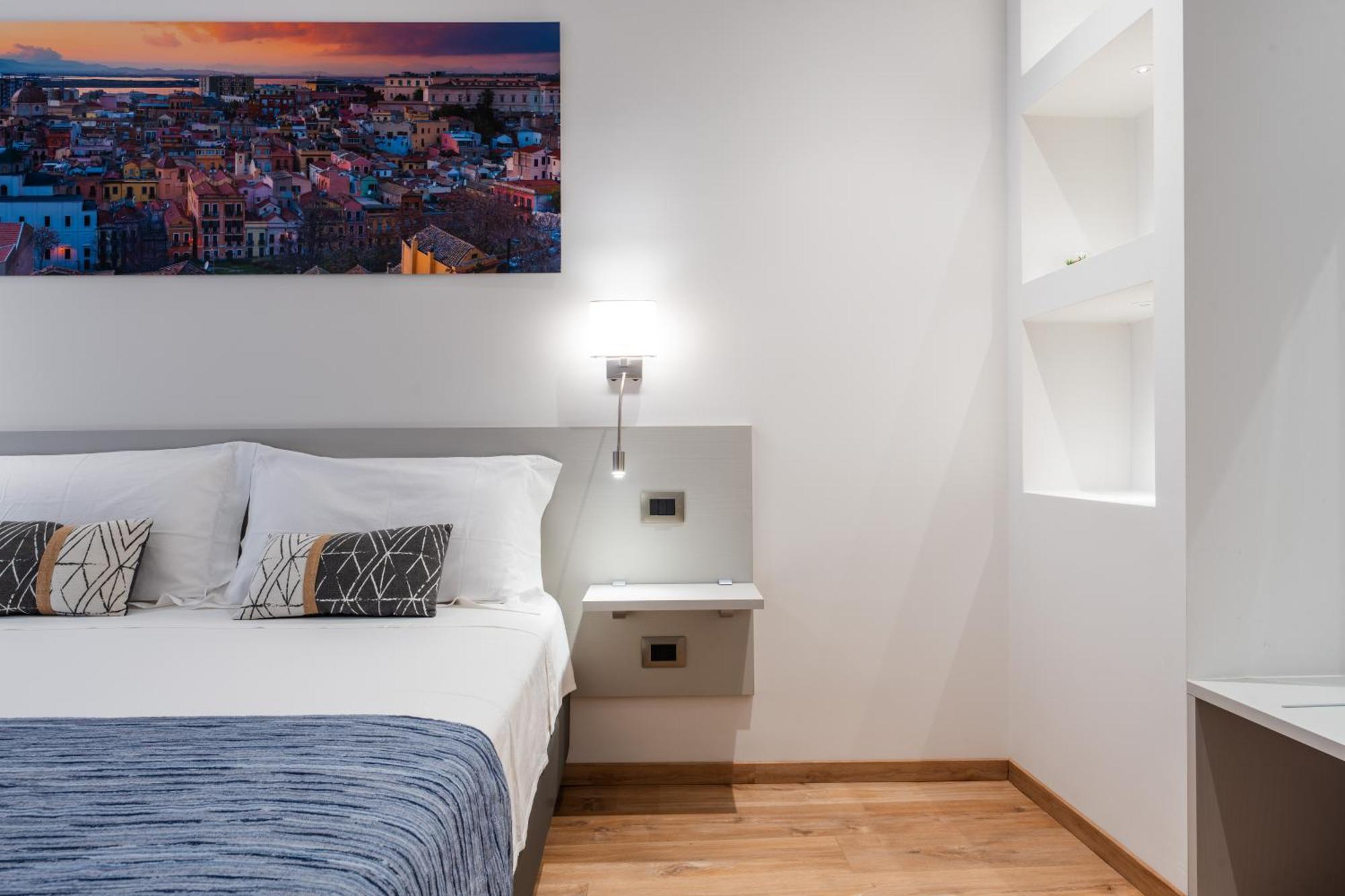 The Inga Rooms Marina Cagliari Exterior photo