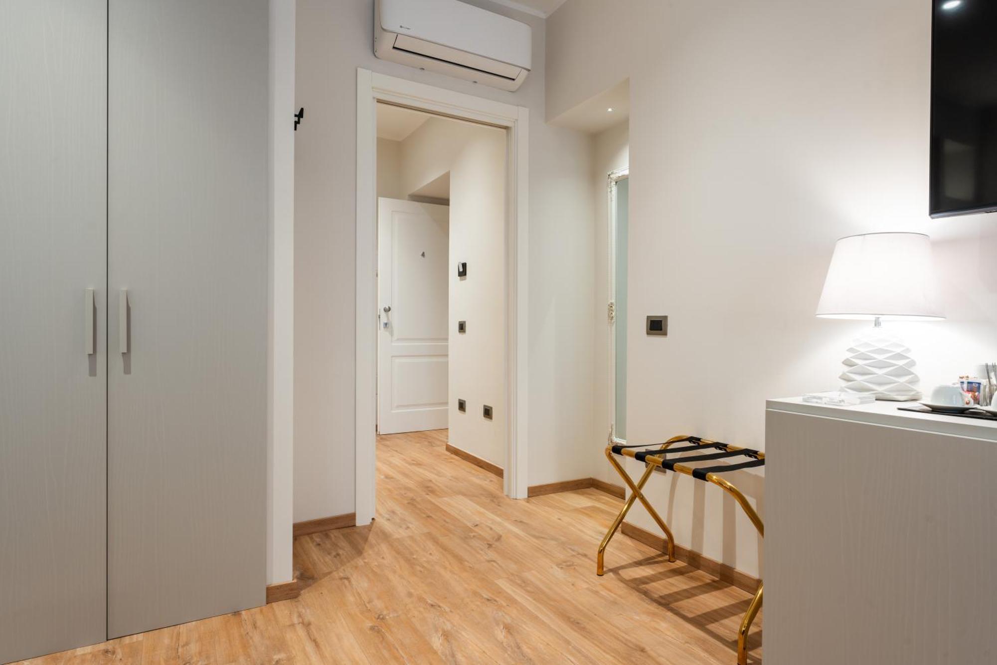 The Inga Rooms Marina Cagliari Exterior photo